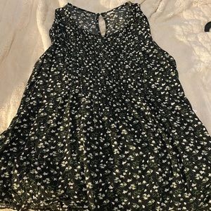 Old Navy summer shirt